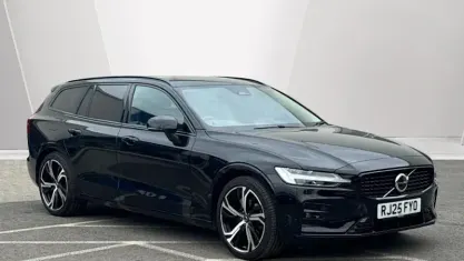 Used Volvo V60 Plus 197 HP (144 kW) 2025 Black Estate