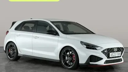 Used Hyundai i30 N Performance 280 HP (205 kW) 2023 White Hatchback