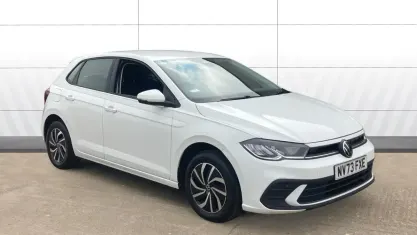 Used VW Polo Life 95 HP (69 kW) 2023 White Hatchback