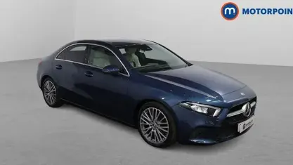 Używany Mercedes A200 Executive 163 KM (119 kW) 2022 Niebieski Sedan/Limuzyna