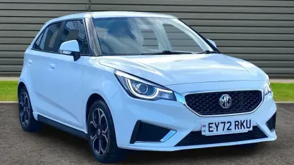 Used MG MG3 Exclusive 106 HP (77 kW) 2022 White Hatchback