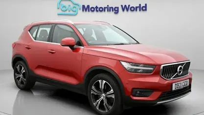 Used Volvo XC40 Inscription 262 HP (192 kW) 2021 Red SUV