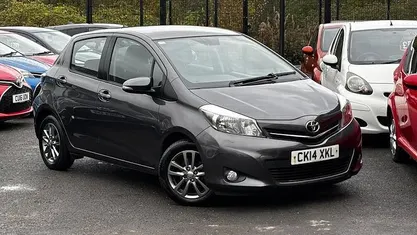 Used Toyota Yaris 101 HP (74 kW) 2014 Hatchback