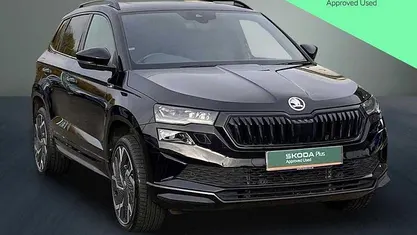 Used 2024 Skoda Karoq SportLine SUV | £22,900 (Fair price)