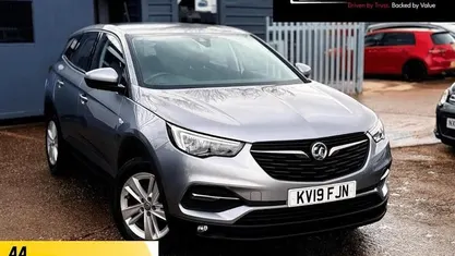 Used Vauxhall Grandland X 131 HP (96 kW) 2019 SUV