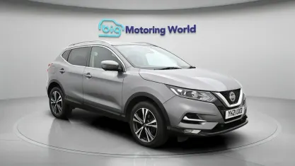 Gebraucht Nissan Qashqai N-Connecta 140 PS (102 kW) 2020 Grau SUV