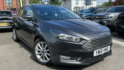 Used Ford Focus Titanium 125 HP (91 kW) 2017 Hatchback