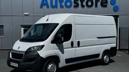 Used Peugeot Boxer 140 HP (102 kW) 2022 Van