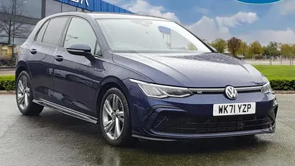 Used VW Golf VIII R-line 150 HP (110 kW) 2022 Hatchback