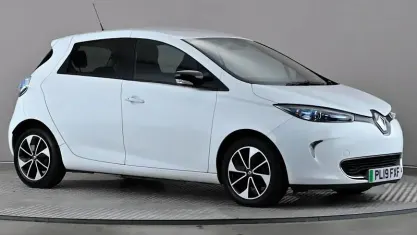 Used Renault Zoe Dynamique 80 kW (109 HP) 2019 White Hatchback