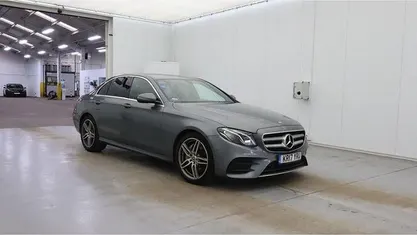 Used Mercedes E220 AMG line 194 HP (142 kW) 2019 Sedan