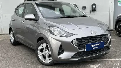 Used Hyundai i10 SE 67 HP (49 kW) 2022 Bronze Hatchback