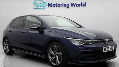 Used VW Golf VIII R-line 150 HP (110 kW) 2023 Blue Hatchback