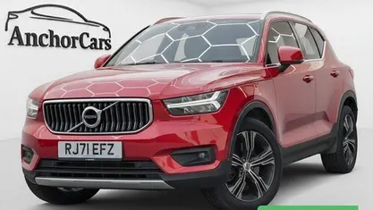 Begagnad Volvo XC40 Inscription 262 HK (192 kW) 2021 Röd SUV