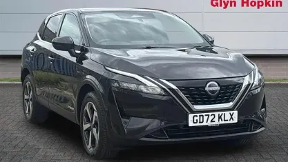 Used Nissan Qashqai N-Connecta 190 HP (139 kW) 2023 Black SUV