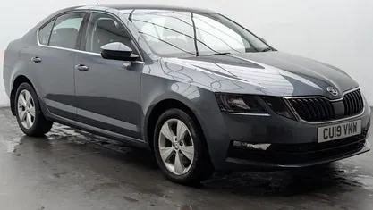 Grey Used 2019 Skoda Octavia SE Technology Hatchback | £9,350 (Good price)