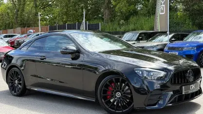 Usado Mercedes E300 AMG line 258 HP (189 kW) 2023 Coupé