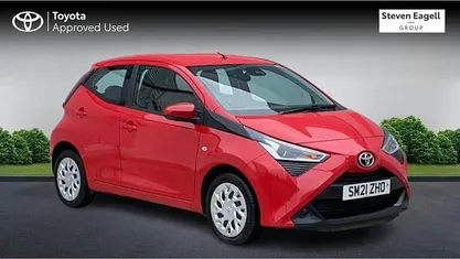 Used 2021 Toyota Aygo X-play Hatchback | £9,588 (Fair price)