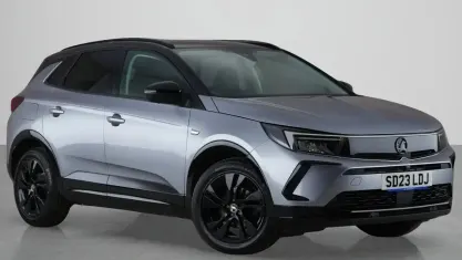 Used Vauxhall Grandland X S 131 HP (96 kW) 2023 Grey SUV