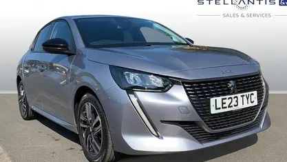 Used Peugeot 208 Allure+ 102 HP (75 kW) 2023 Hatchback