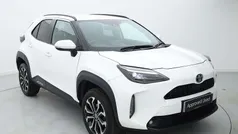 White Used 2023 Toyota Yaris Cross Design SUV | £19,998 (Fair price)