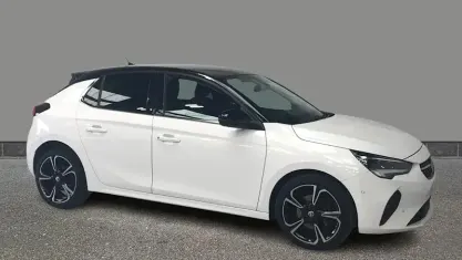Used Vauxhall Corsa Elite 102 HP (75 kW) 2020 White Hatchback