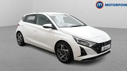 Used Hyundai i20 Premium 101 HP (74 kW) 2025 Hatchback