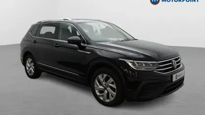 Used VW Tiguan Allspace Life 150 HP (110 kW) 2022 Black SUV