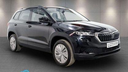Używany Skoda Karoq SE Drive 150 KM (110 kW) 2023 Czarny SUV