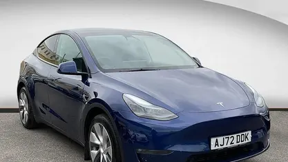 Used Tesla Model Y Long Range AWD 286 kW (389 HP) 2025 SUV