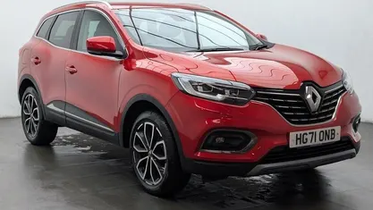 Red Used 2021 Renault Kadjar Version S SUV | £11,550 (Fair price)