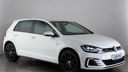 Used 2020 VW Golf VII Advance Hatchback | £13,800 (Good price)