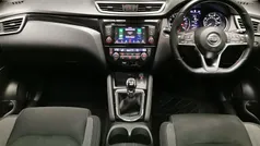 Grey Used 2018 Nissan Qashqai N-Connecta SUV | £10,862 (Fair price)