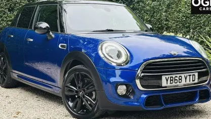 Used Mini Cooper Hatch 136 HP (100 kW) 2019 Blue Hatchback