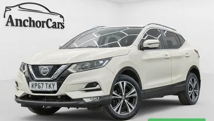 Used Nissan Qashqai N-Connecta 116 HP (85 kW) 2017 White SUV