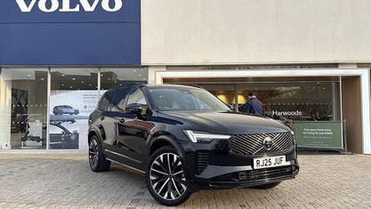 Begagnad Volvo XC90 Ultra 250 HK (183 kW) 2025 SUV
