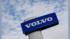 Used 2025 Volvo XC40 Core SUV | £32,500 (Super price)