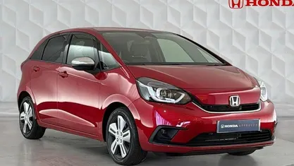 Second-hand Honda Jazz Hybrid 109 CP (80 kW) 2022 Roșu Hatchback