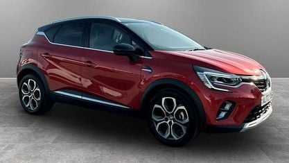 Second-hand Renault Captur Techno 160 CP (117 kW) 2023 SUV