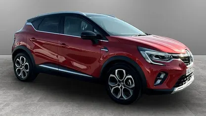 Second-hand Renault Captur Techno 160 CP (117 kW) 2023 SUV
