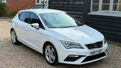 Used Seat Leon FR 125 HP (91 kW) 2017 White Hatchback