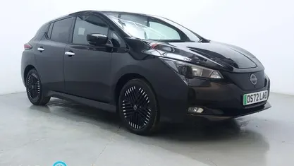 Begagnad Nissan Leaf N-Connecta 110 kW (150 HK) 2025 Halvkombi