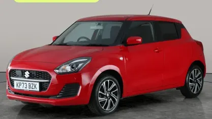 Usado Suzuki Swift SZ-L 83 HP (61 kW) 2023 Vermelho Citadino