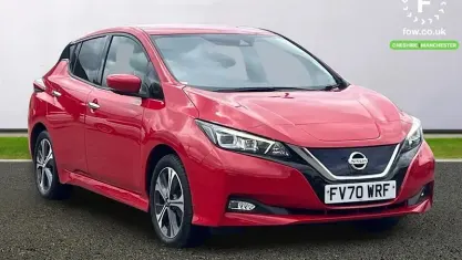 Used Nissan Leaf S 160 kW (218 HP) 2020 Red Hatchback