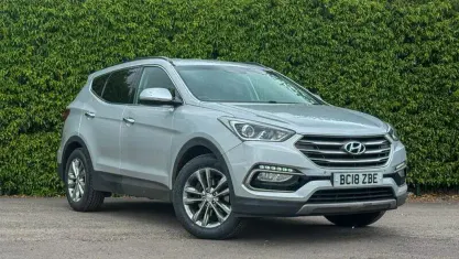 Used Hyundai Santa Fe Premium 200 HP (147 kW) 2018 Silver SUV