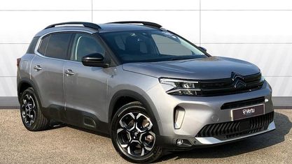 Używany Citroën C5 Shine 224 KM (164 kW) 2023 Hatchback
