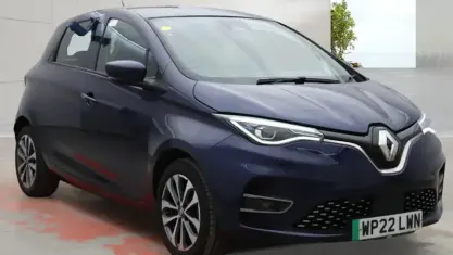Used Renault Zoe GT-Line 100 kW (136 HP) 2022 Blue Hatchback