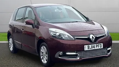 Used Renault Scénic Dynamique 110 HP (80 kW) 2015 MPV