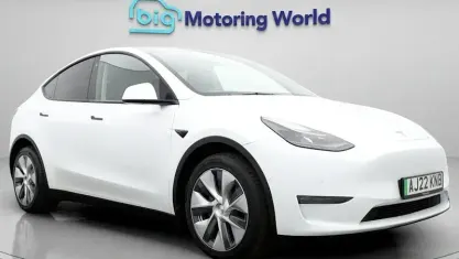 Used Tesla Model Y Long Range AWD 378 kW (514 HP) 2022 White SUV