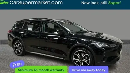 Begagnad Ford Focus Active X 125 HK (91 kW) 2024 Svart Kombi